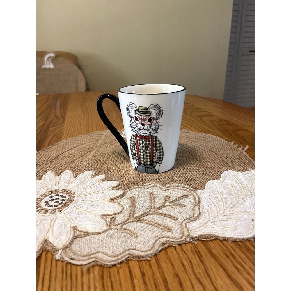 Signature Housewares Preppy Mouse Mice Mug Modern Coffee Shop Stoneware Kitchen